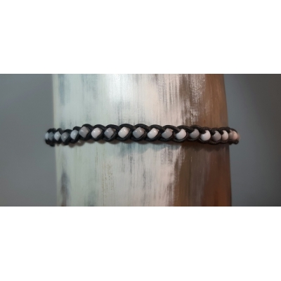 gevlochten leren armbandje zwart/ grijs/ wit gevlochten leren armbandje zwart/ grijs/ wit